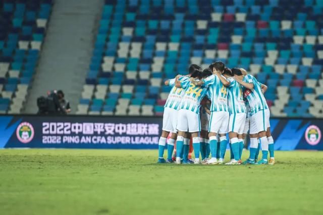 上轮英联杯，切尔西在主场2-0轻取布莱克本，球队顺利晋级本轮。